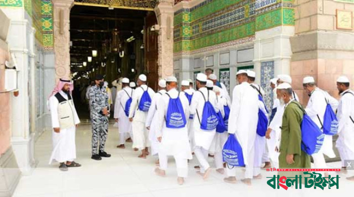 হজ করতে গিয়ে সৌদিতে ১৭ হাজার মুসল্লি গ্রেপ্তার